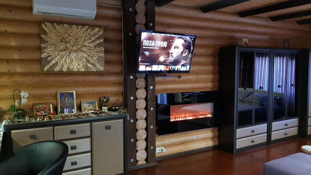 Luxury Villa With Pool And Sauna Chernivtsi Exterior foto