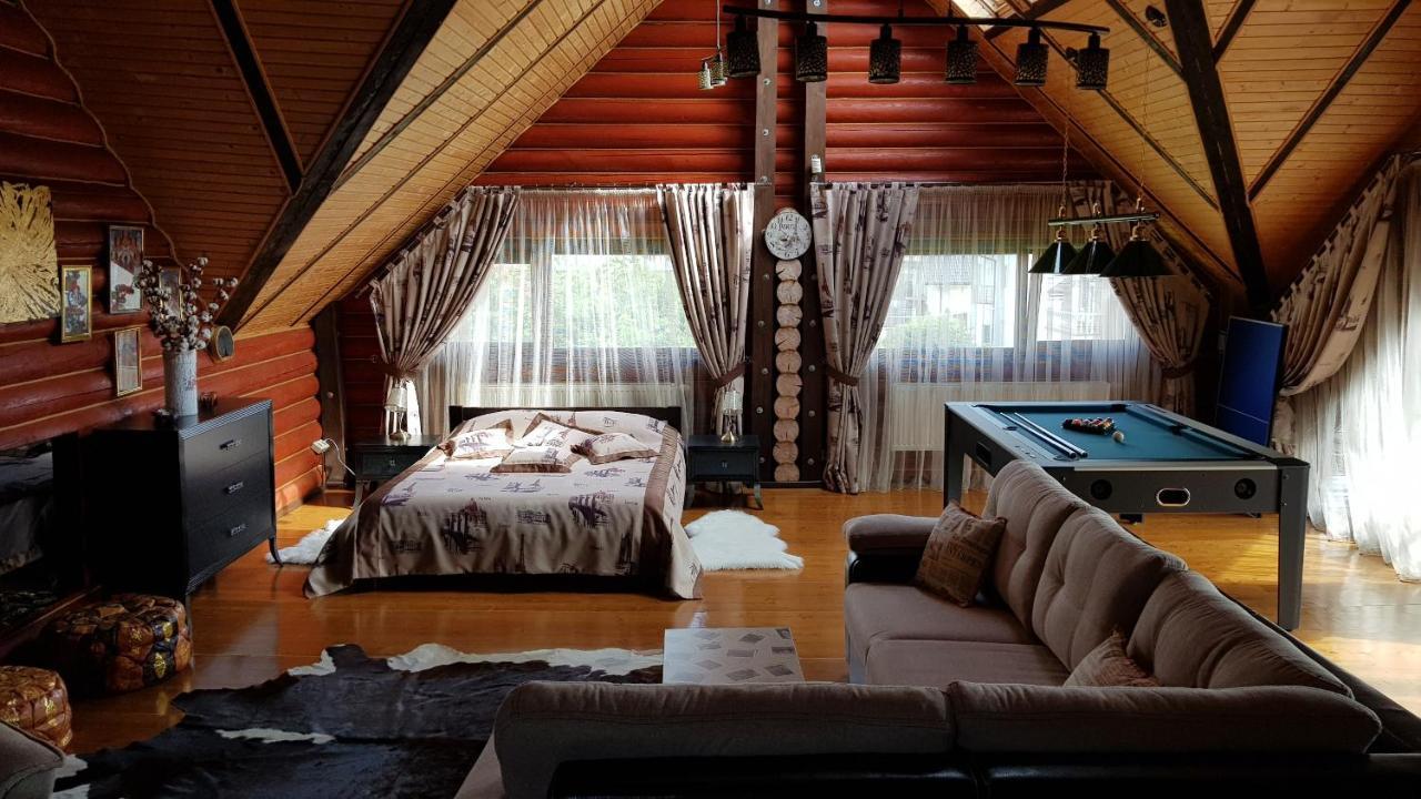 Luxury Villa With Pool And Sauna Chernivtsi Exterior foto